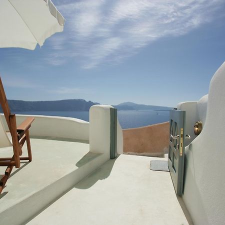 White Suite Oía Exteriér fotografie